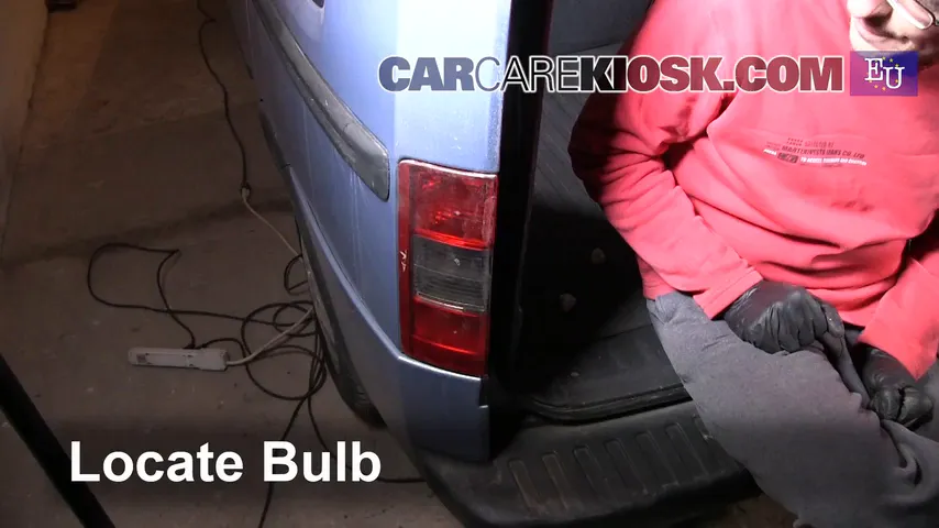 2005 Opel Combo C CNG 1.6L 4 Cyl. Lights
